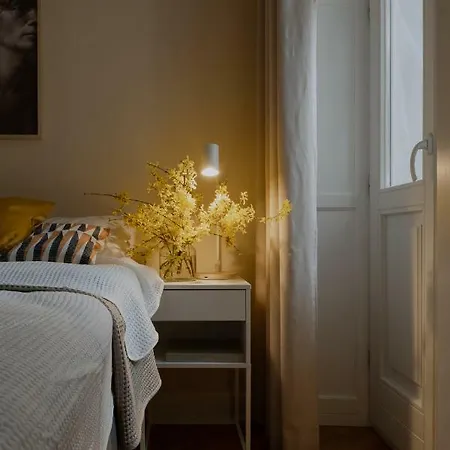 アパート Michalowskiego 11