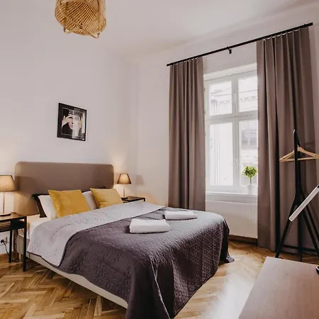 Michałowskiego 11 Apartament