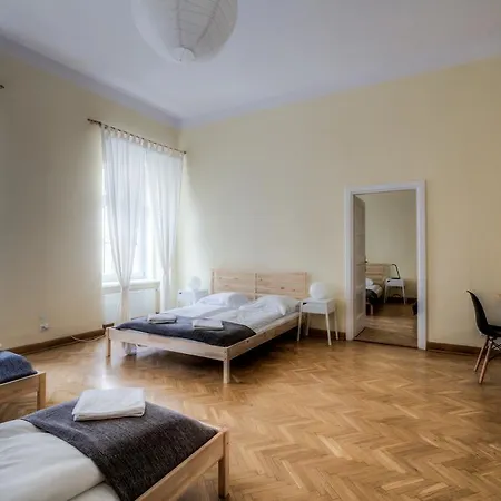 Apartmán Michalowskiego 11