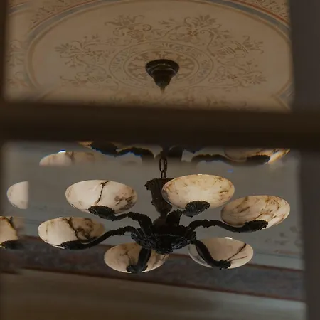 Michałowskiego 11 Apartament