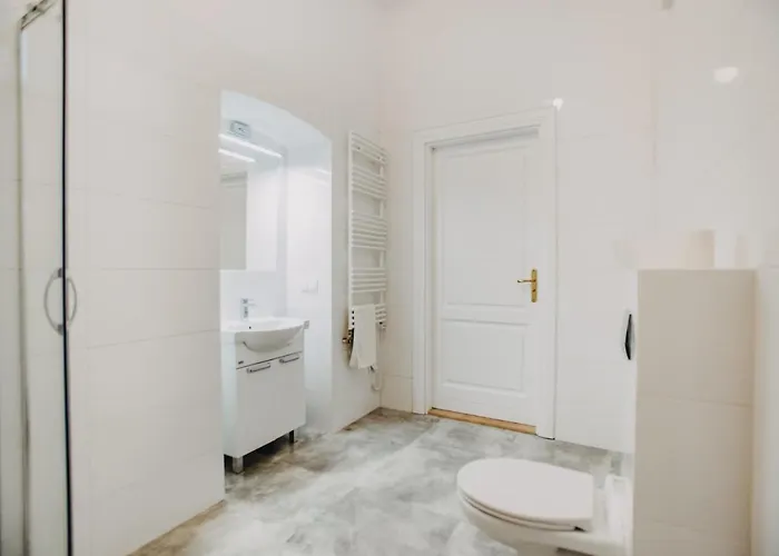 Michalowskiego 11 * Cracovia