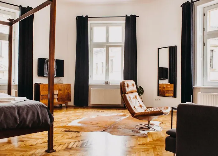 Appartamento Michalowskiego 11 *